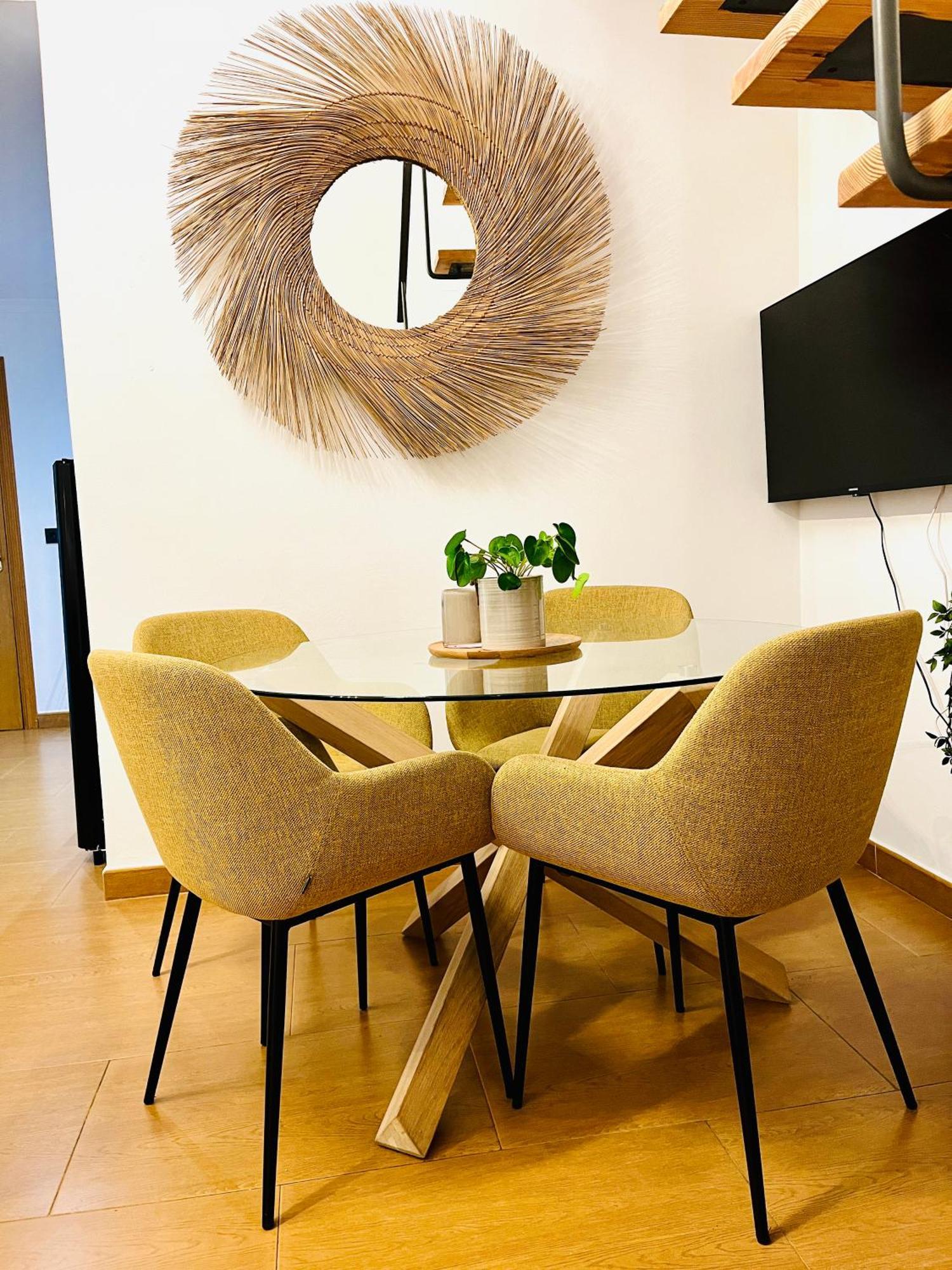 Apartamento Bright And Cozy Duplex In The Heart Of